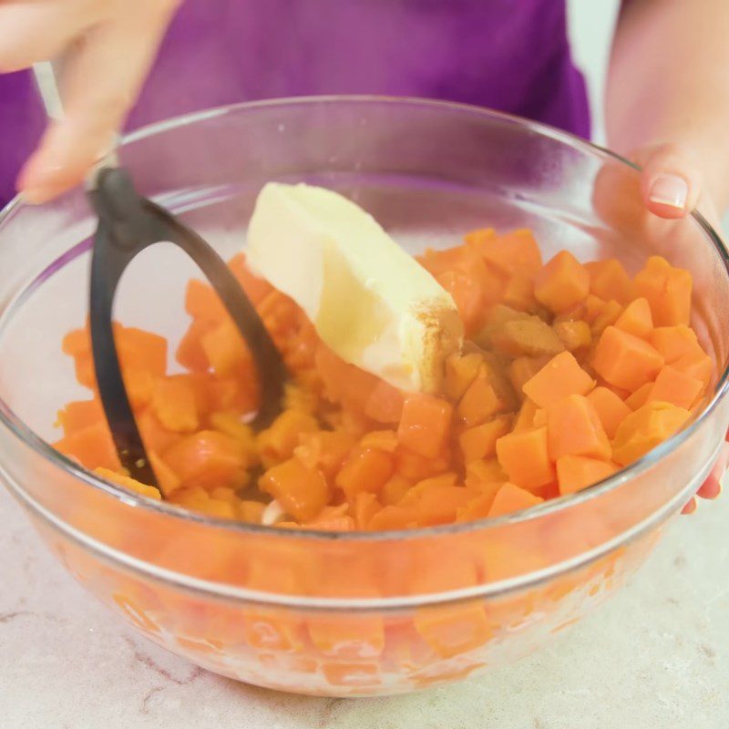 Step 2 Mash the potatoes Sweet potato mashed with cinnamon and honey