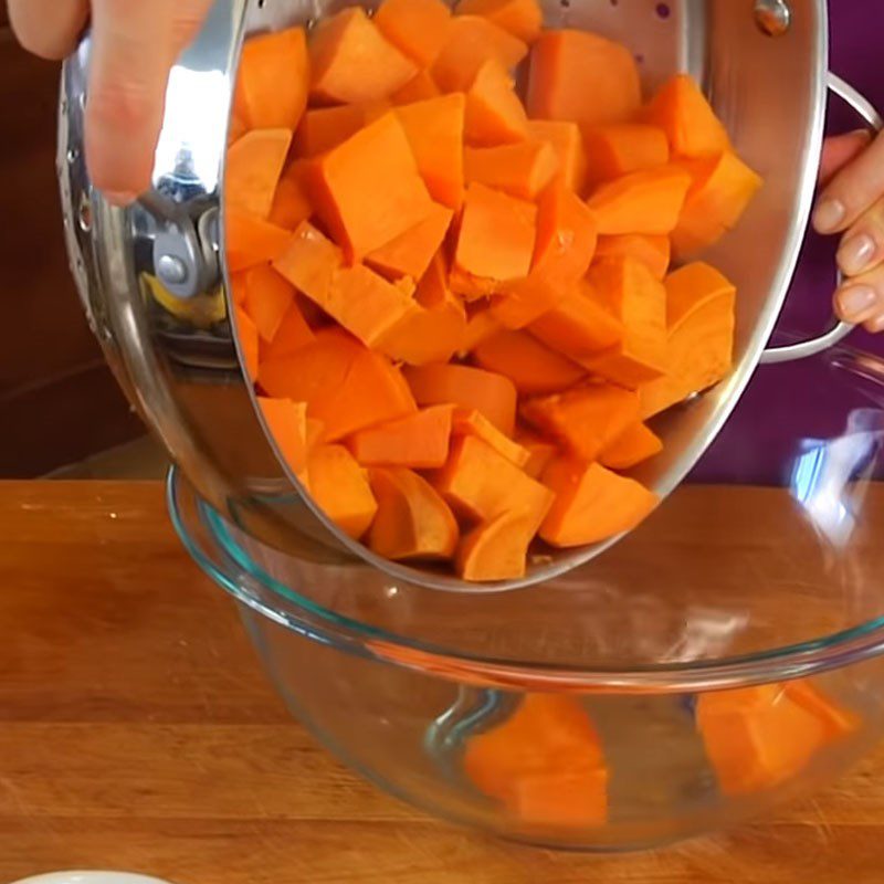 Step 3 Mash the sweet potato Mashed sweet potato with yogurt