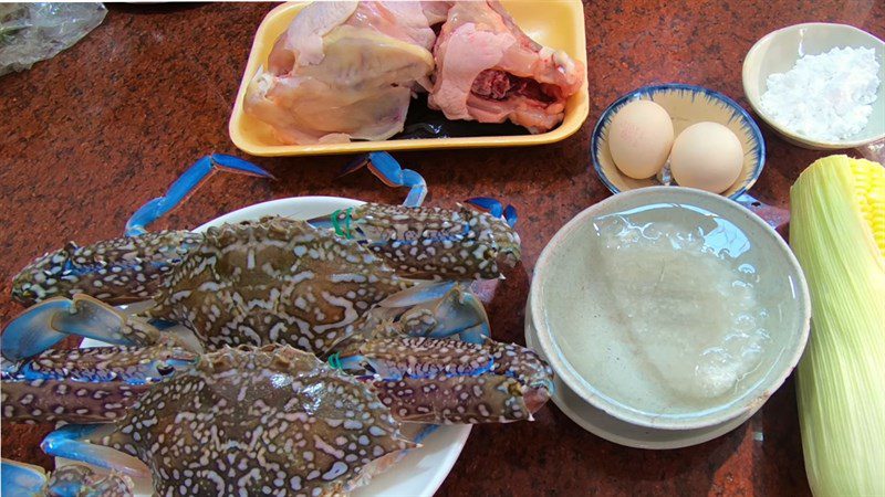 Ingredients for the dish 2 ways to cook crab bird's nest soup and abalone