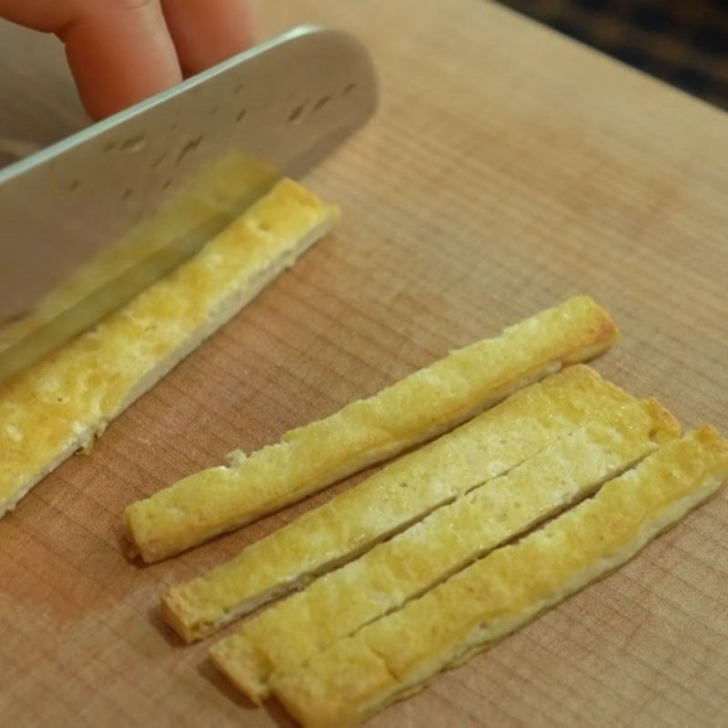 Step 2 Fry the tofu Vegetarian fried rice