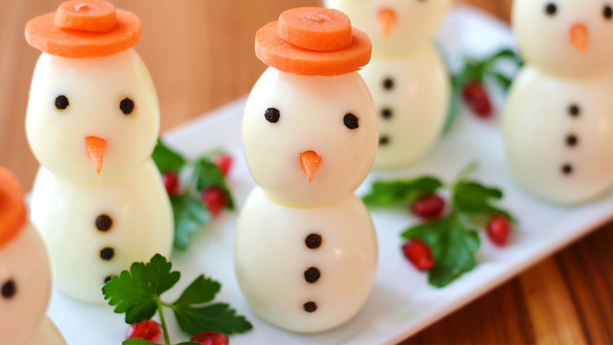 Snowman from quail eggs