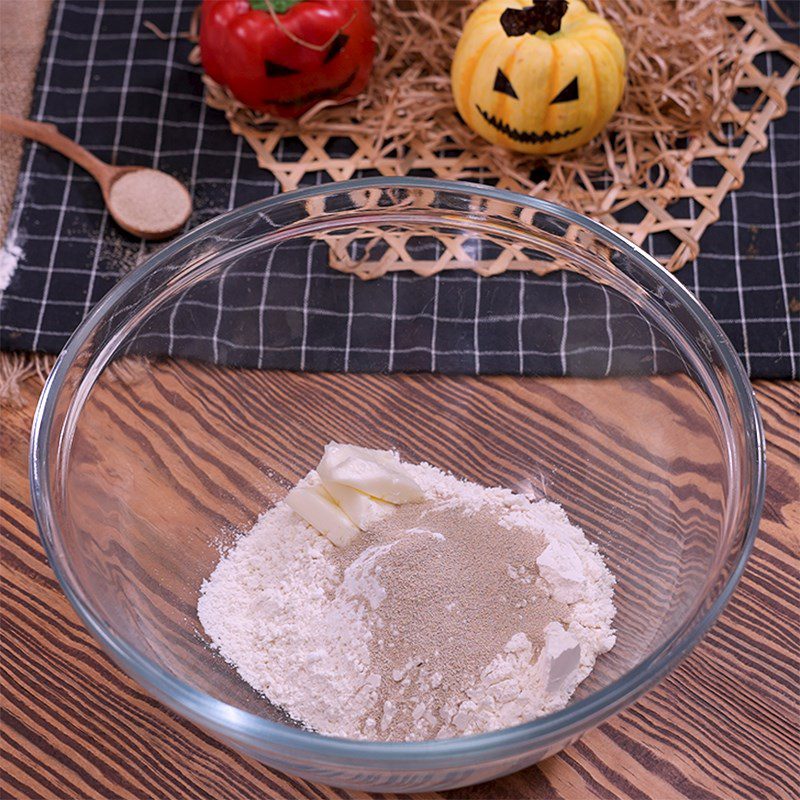 Step 1 Knead the dough for Mummy Sausages