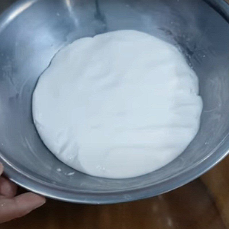 Step 2 Knead the dough Coconut-filled Cookies