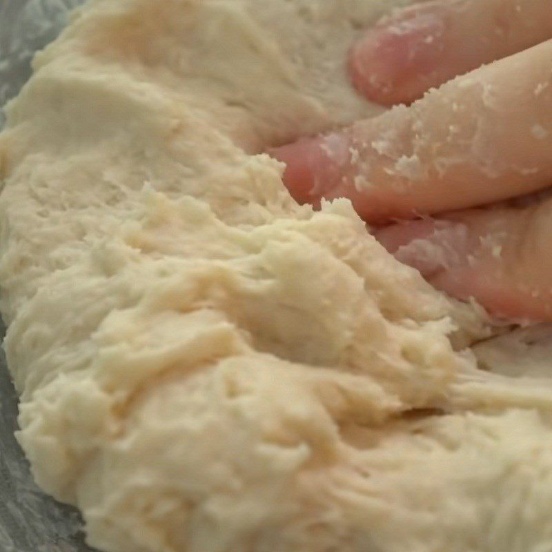 Step 2 Kneading the dough Hamburger bread with cheese and meat filling