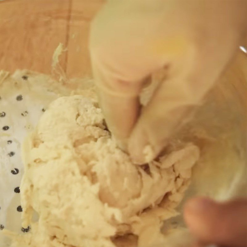 Step 2 Knead the dough for Cheese Corn Pizza