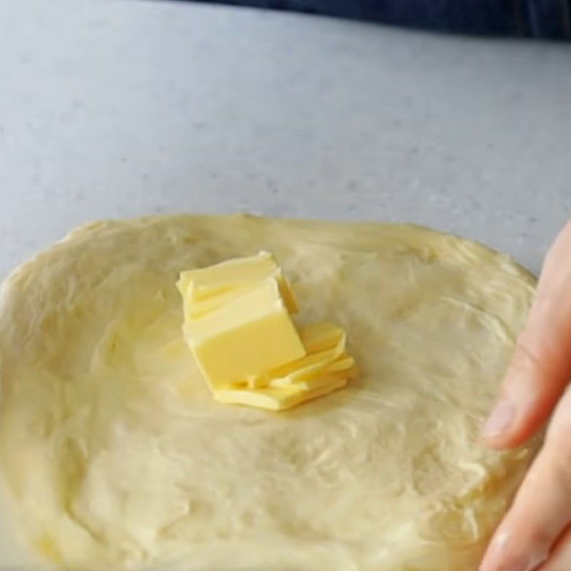 Step 3 Kneading dough and wrapping raisins Sandwich bread with raisins