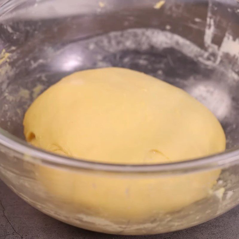 Step 2 Kneading and Proofing the Dough for Taro-Filled Pancakes