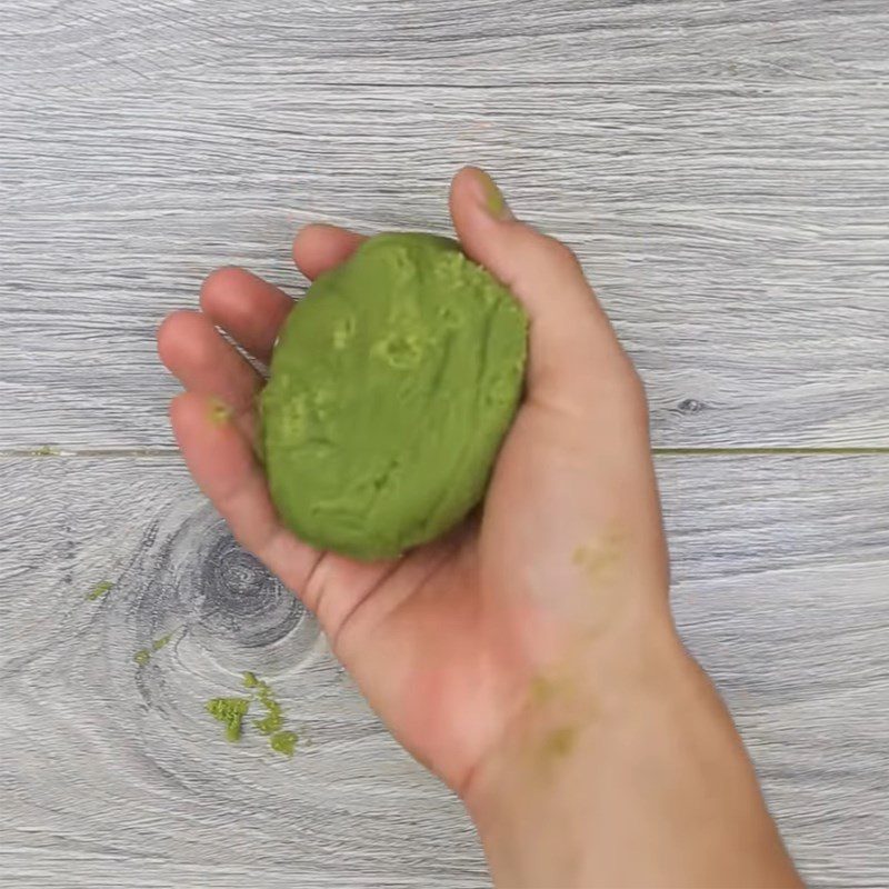 Step 2 Knead and Rest the Dough for Green Tea Mooncake with Black Sesame and Salted Egg Yolk