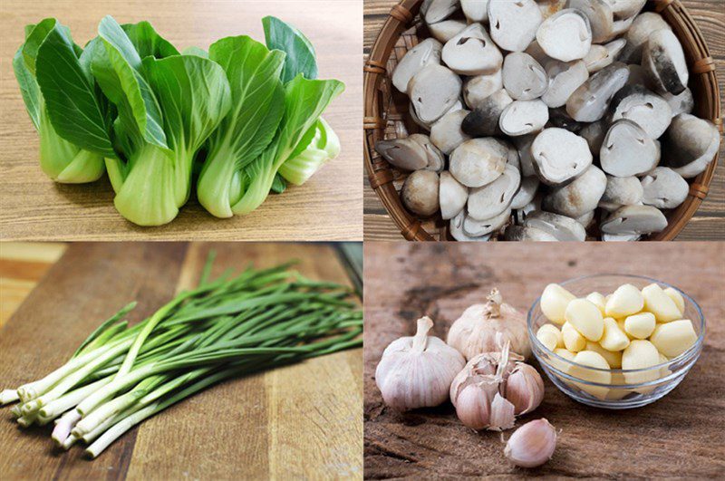 Ingredients for 2 ways to make stir-fried bok choy with straw mushrooms and oyster mushrooms