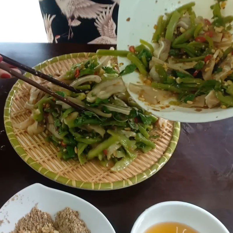 Step 6 Finished product Royal vegetable pig's ear salad