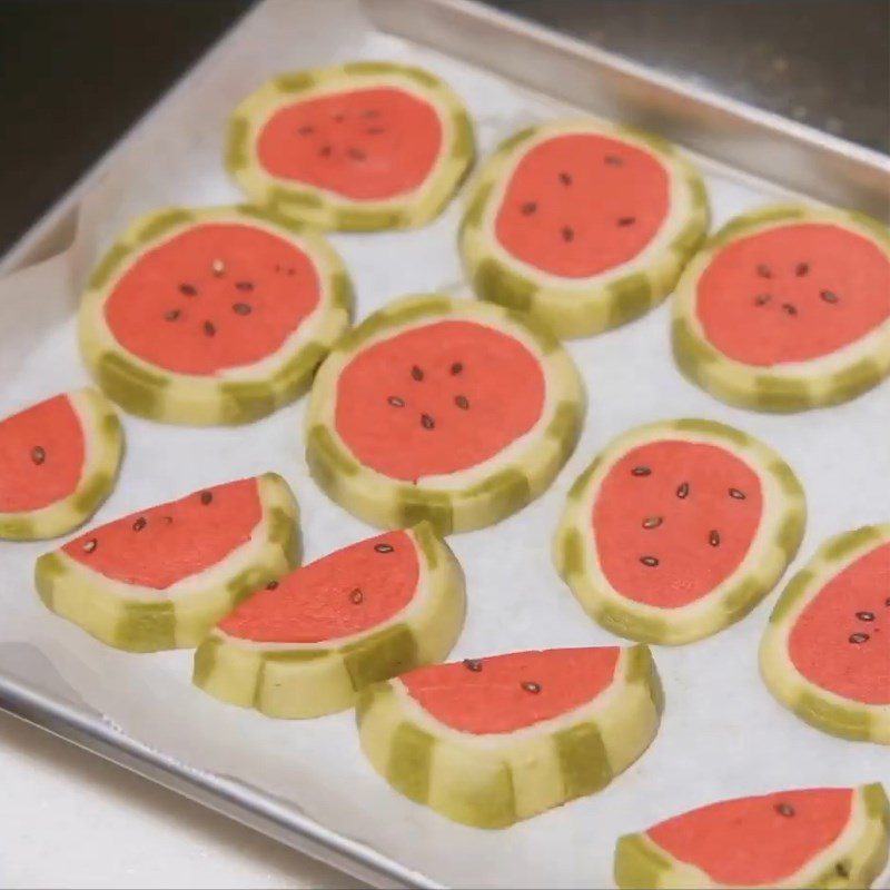 Step 5 Baking cookies Butter cookie in watermelon shape