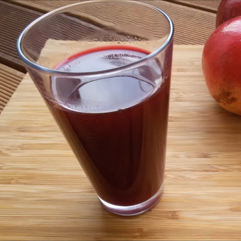 Step 2 Final product Pomegranate juice using a juicer