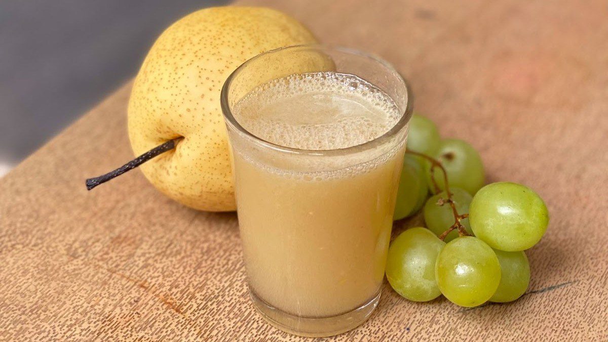 Green grape pear juice