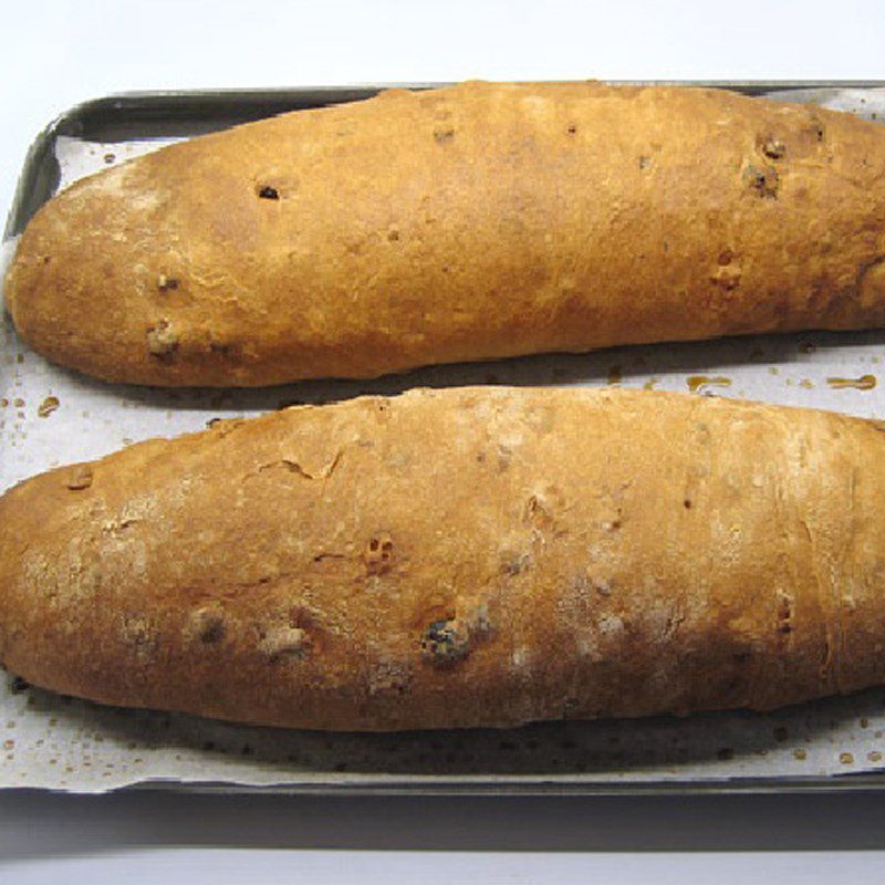 Step 6 Baking the bread Basic stollen