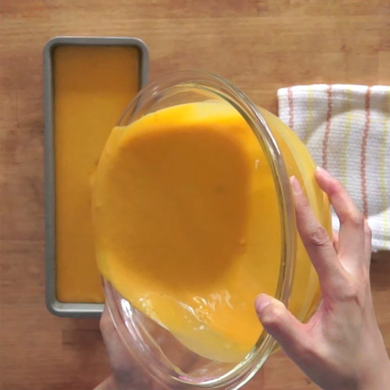 Step 5 Baking the cake Pumpkin flan for babies