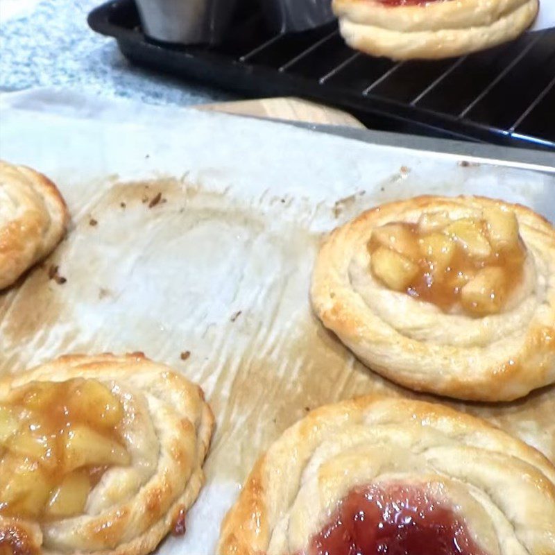 Step 5 Baking Apple danish