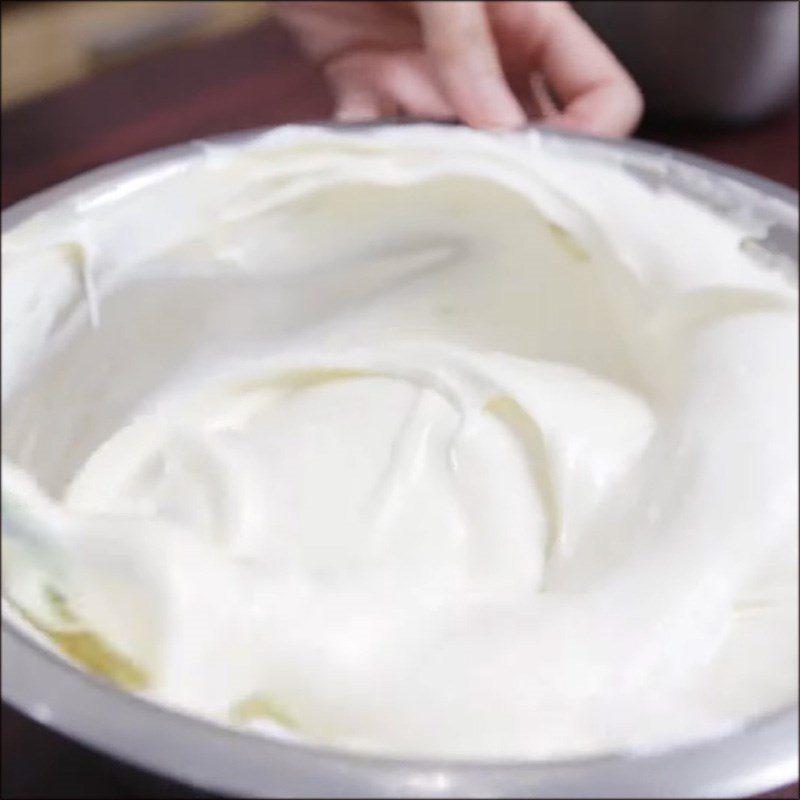 Step 2 Mixing the batter for Roll Cake