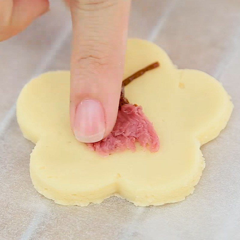 Step 3 Bake cherry blossom cookies