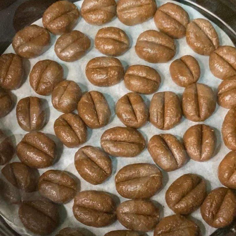 Step 3 Baking Low-Fat Coffee Bean Cookies (recipe shared by a user)