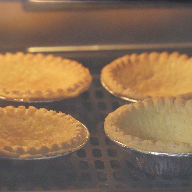 Step 3 Baking the Cheese Tart in the air fryer