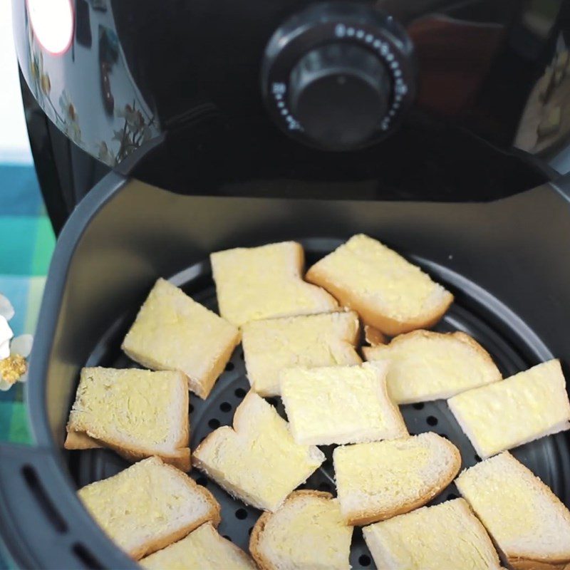 Step 3 Bake the bread Butter sugar bread using an air fryer