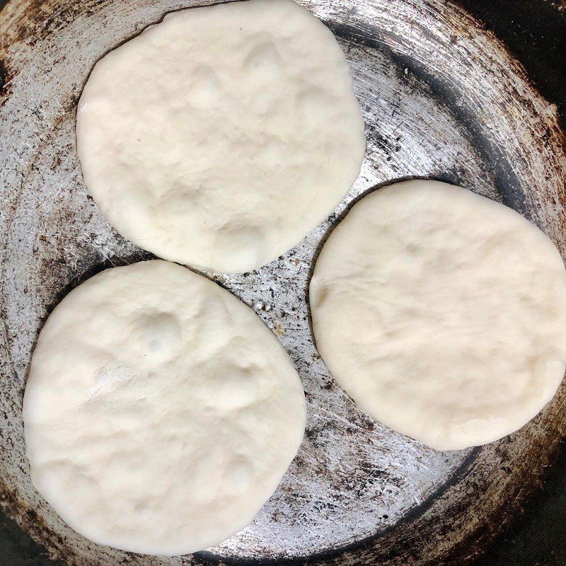 Step 4 Grill the bread in a pan Turkish Flatbread