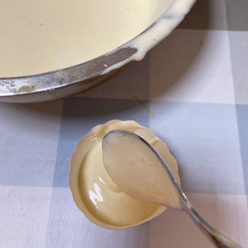 Step 4 Bake cupcakes using an air fryer