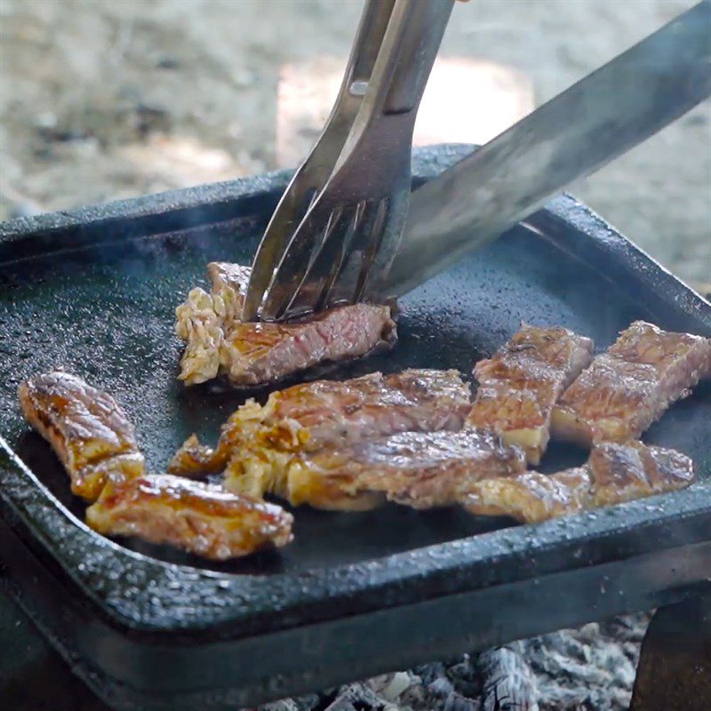 Step 2 Grilling beef Grilled beef