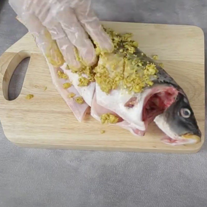 Step 2 Marinate fish Grilled carp using an air fryer