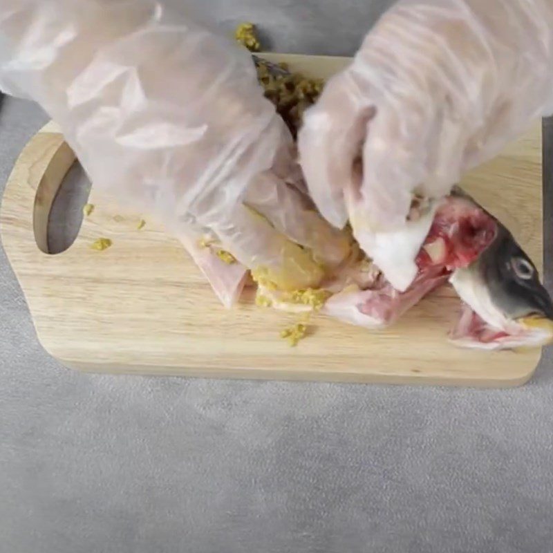 Step 2 Marinate fish Grilled carp using an air fryer