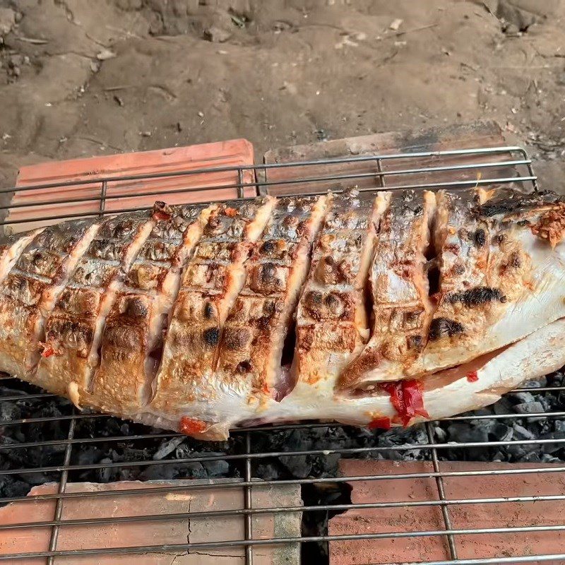 Step 3 Grilling Fish Grilled Basa Fish with Salt and Chili