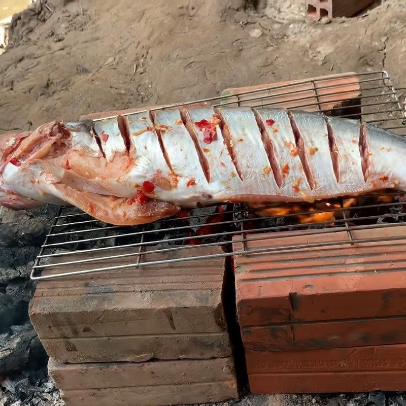 Step 3 Grilling Fish Grilled Basa Fish with Salt and Chili