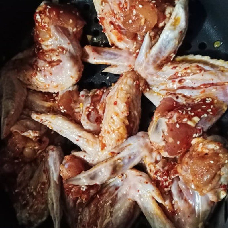 Step 3 Grilled Chicken Wings with Salt and Chili Grilled chicken wings with salt and chili using an air fryer