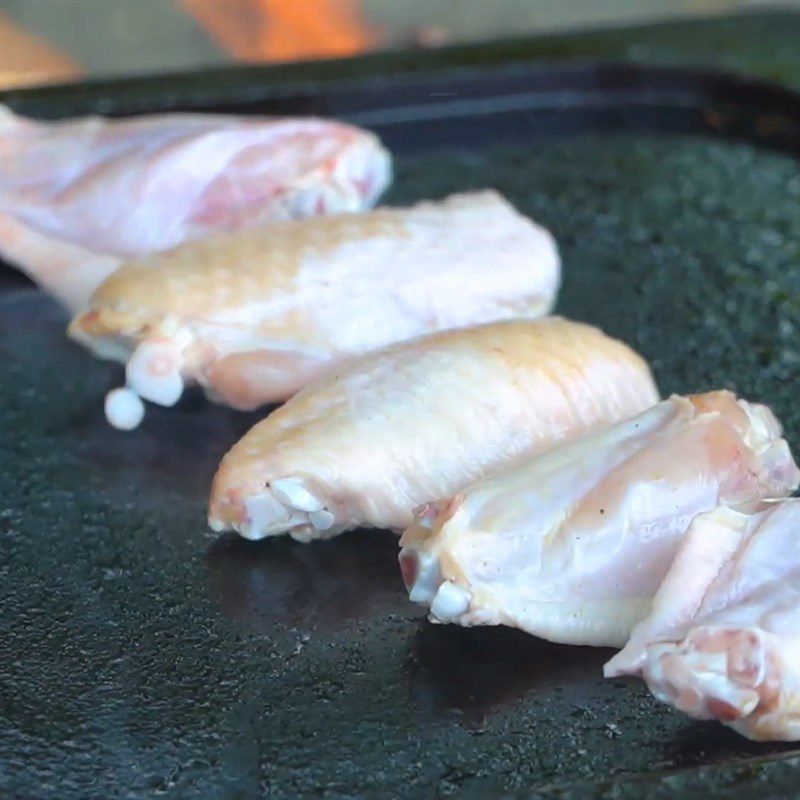 Step 2 Grill the Chicken for Grilled Chicken Wings