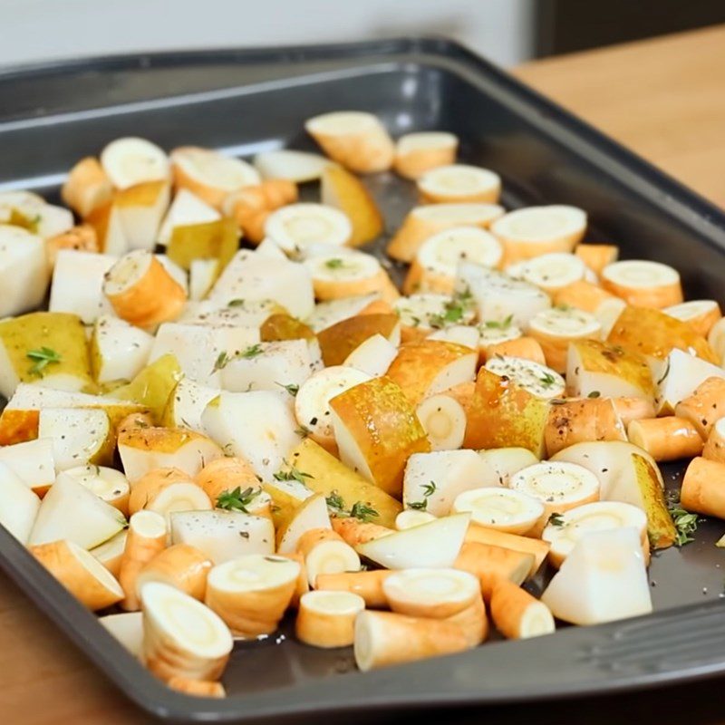 Step 3 Roasting pears Roasted pears with honey mustard sauce