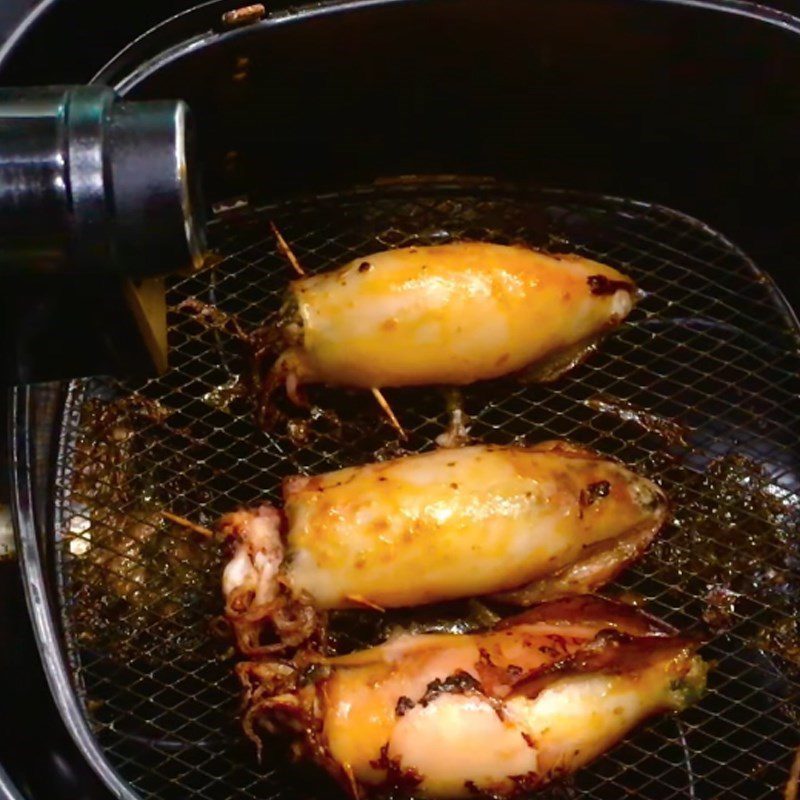 Step 5 Grilled squid Stuffed squid with minced meat using an air fryer