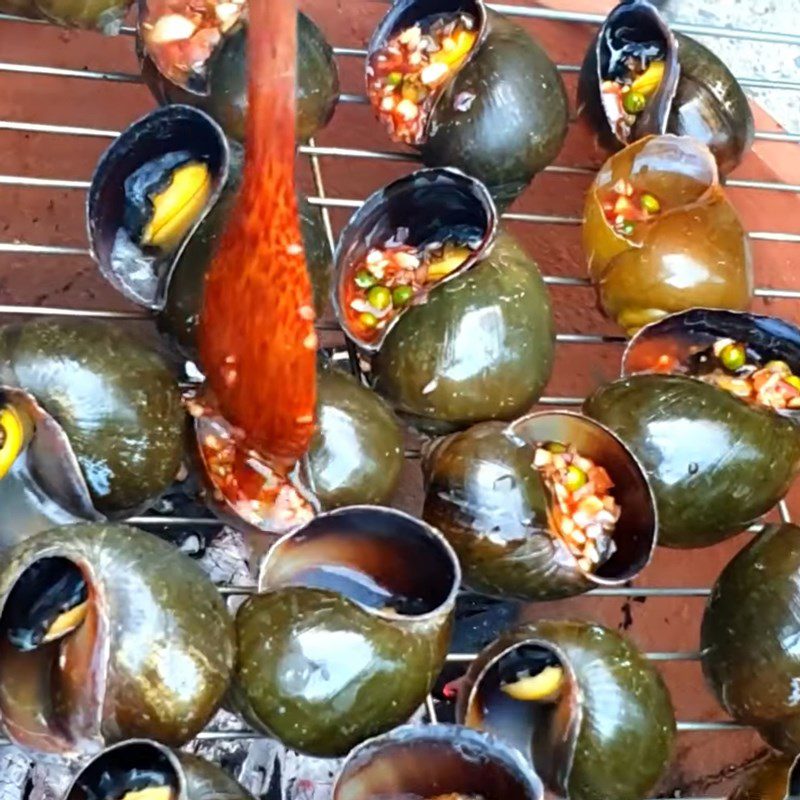 Step 4 Grilled Snails with Green Pepper