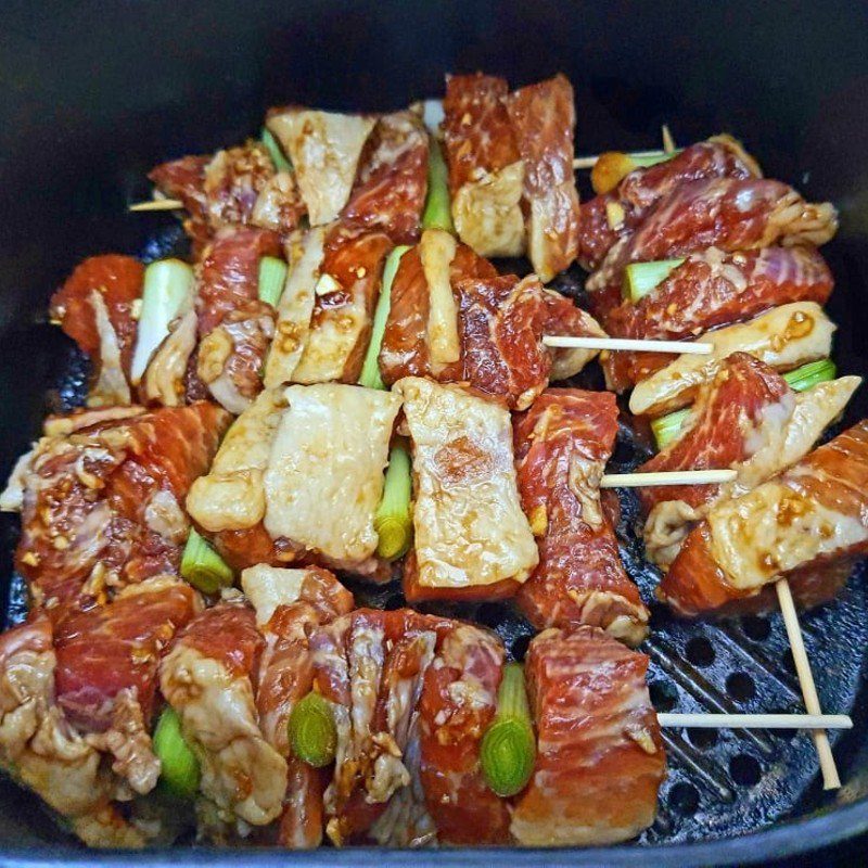 Step 3 Grill the meat Grilled pork with leeks