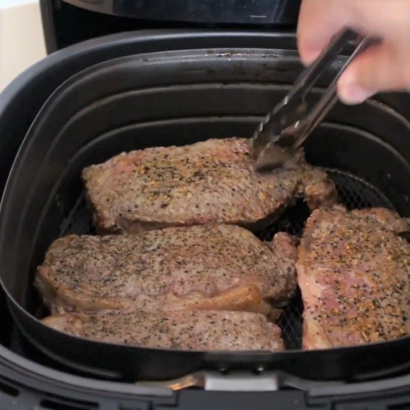 Step 2 Grill the beef Beef steak using an air fryer