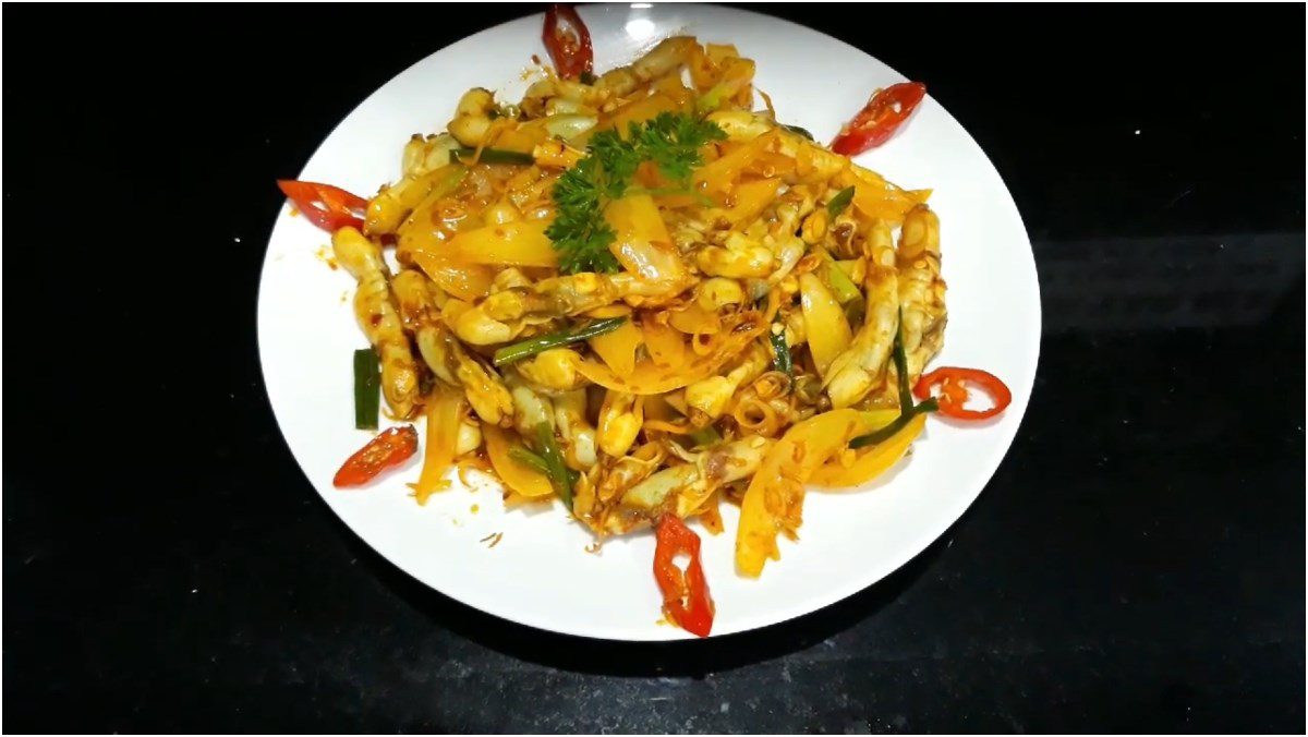 Stir-fried Razor Clams with Satay