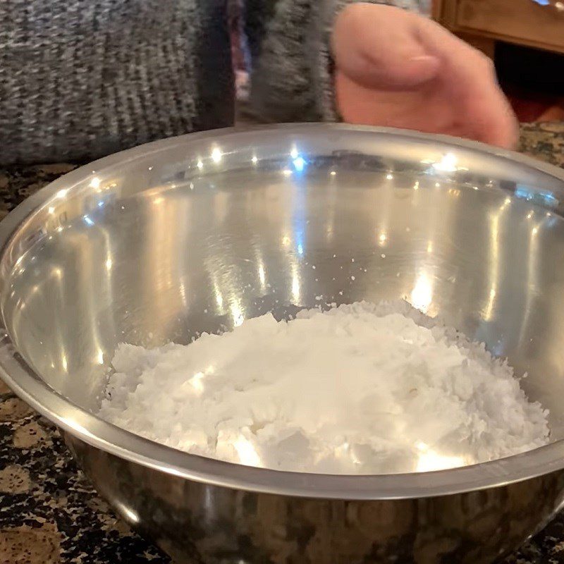 Step 1 Mixing the dough for Wet Cake with Pork Roll