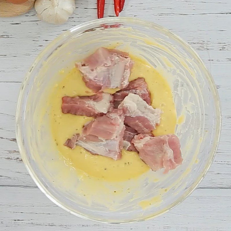 Step 2 Mix the batter and marinate the ribs Fried ribs with garlic