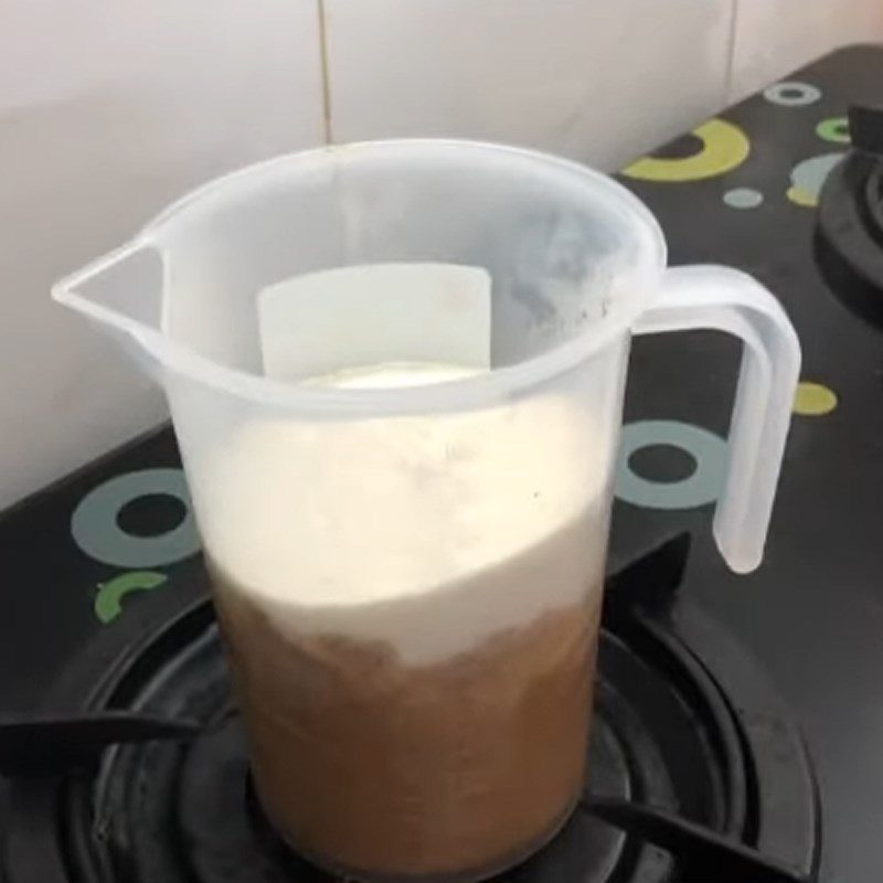 Step 3 Mix the mixture with tea extract Phuc Long Milk Tea