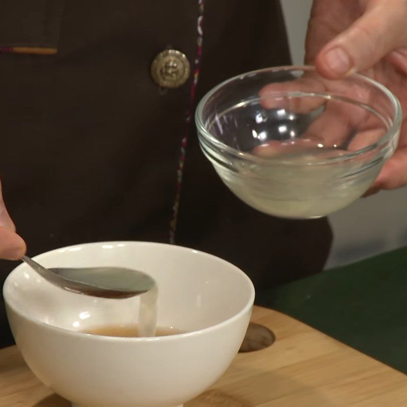 Step 2 Prepare the dipping sauce for Vegetarian Beef Steak - Mushroom Steak