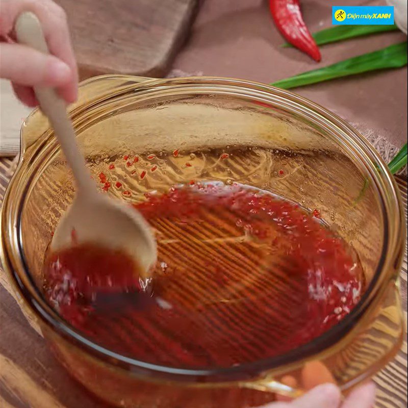 Step 2 Mixing fish sauce Fish sauce for broken rice