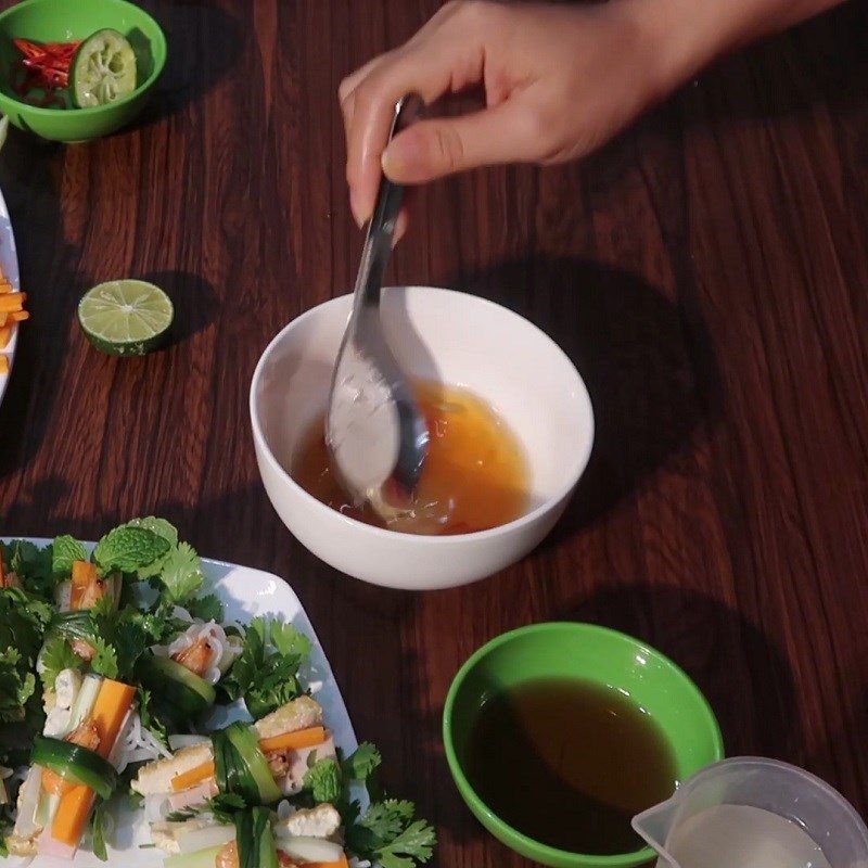 Step 6 Prepare fish sauce Shrimp wrapped with green onion