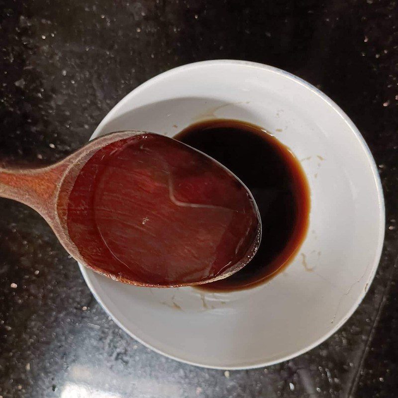 Step 2 Prepare the sauce Chicken thigh mushrooms cooked in soy sauce