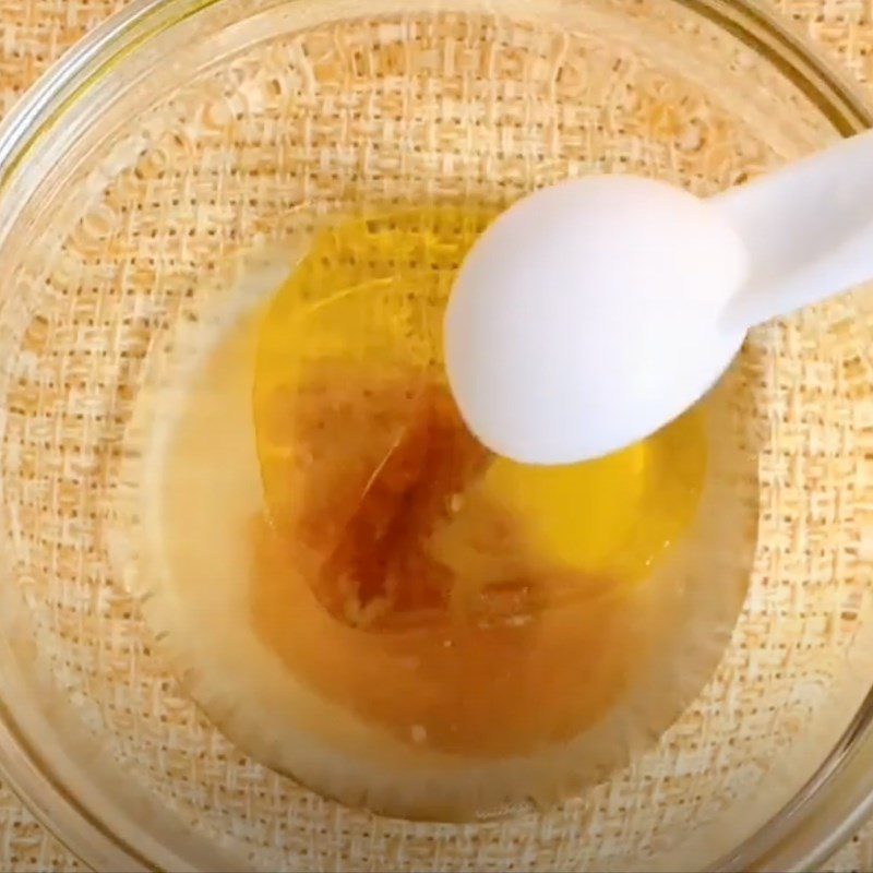 Step 3 Prepare dipping sauce Steamed chicken breast with ginger and garlic