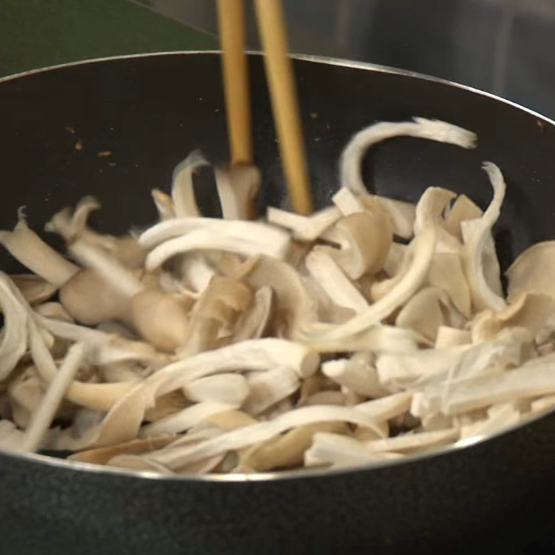 Step 2 Stir-fry mushrooms for Agar Salad