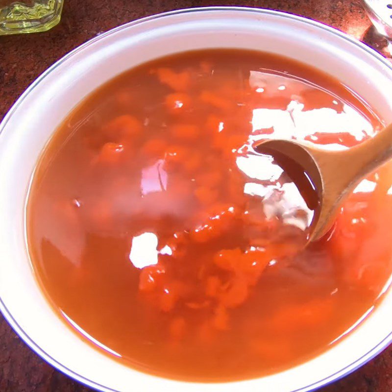 Step 2 Mix the dressing Fish sauce mixed with chili sauce